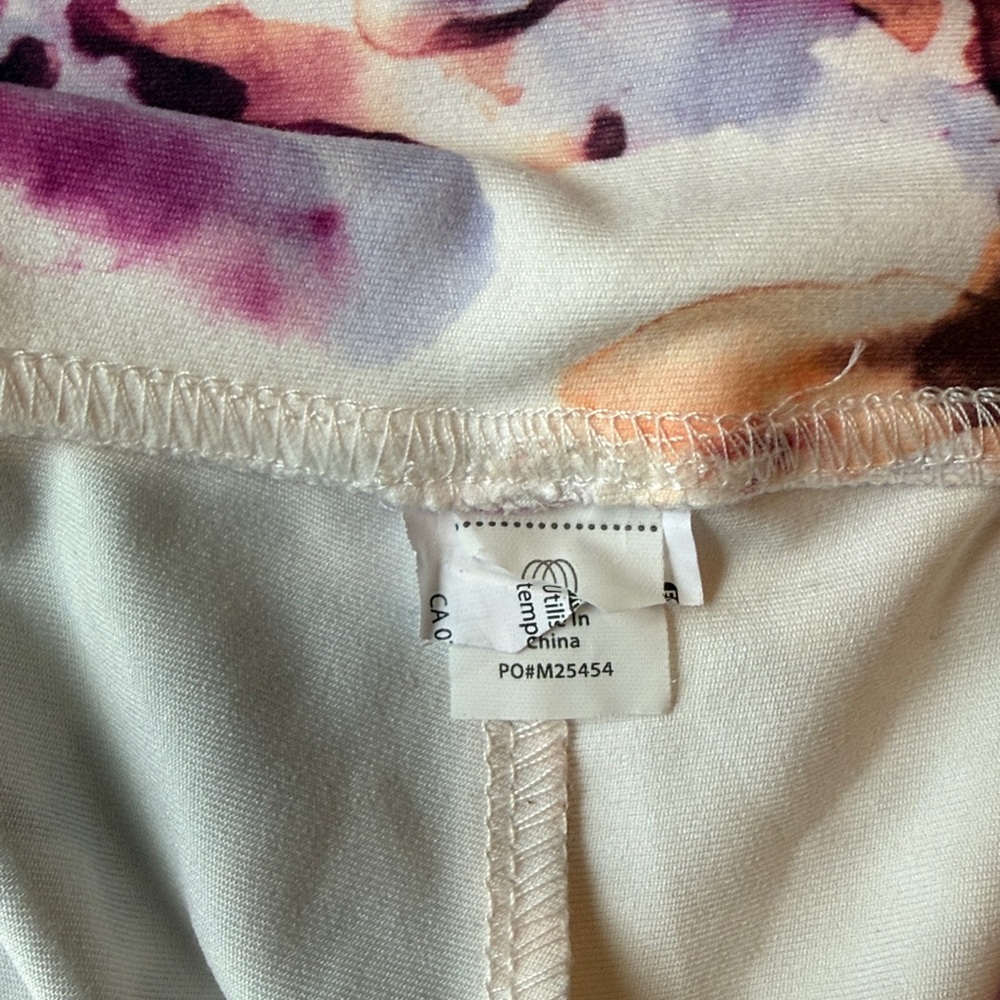 Balance Collection | Floral Watercolor Print Leggings - Pink & Purple - Picture 4 of 11